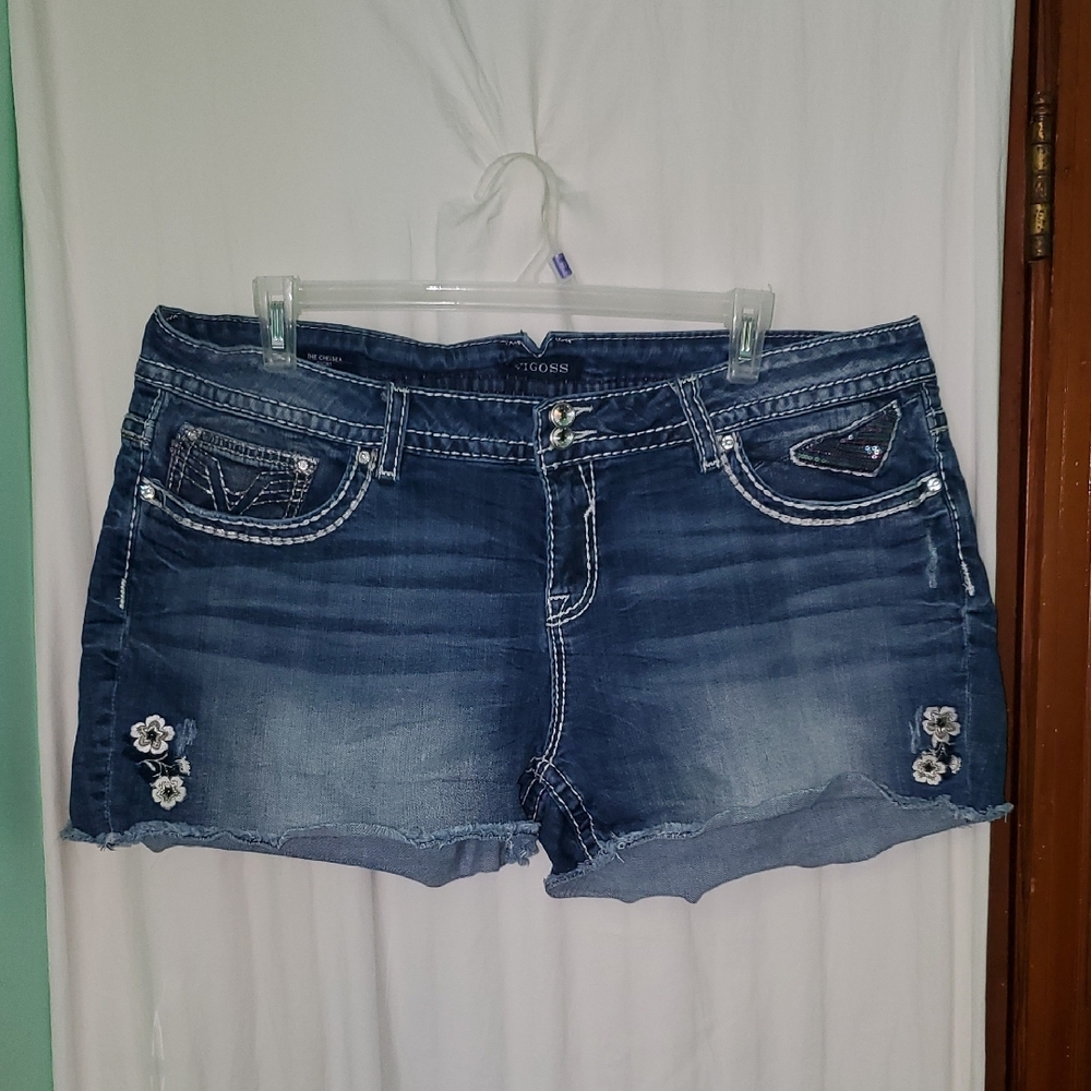 Vintage Y2k Sparkly Bedazzled Sequin Embroidered Floral The Chelsea Jean Shorts